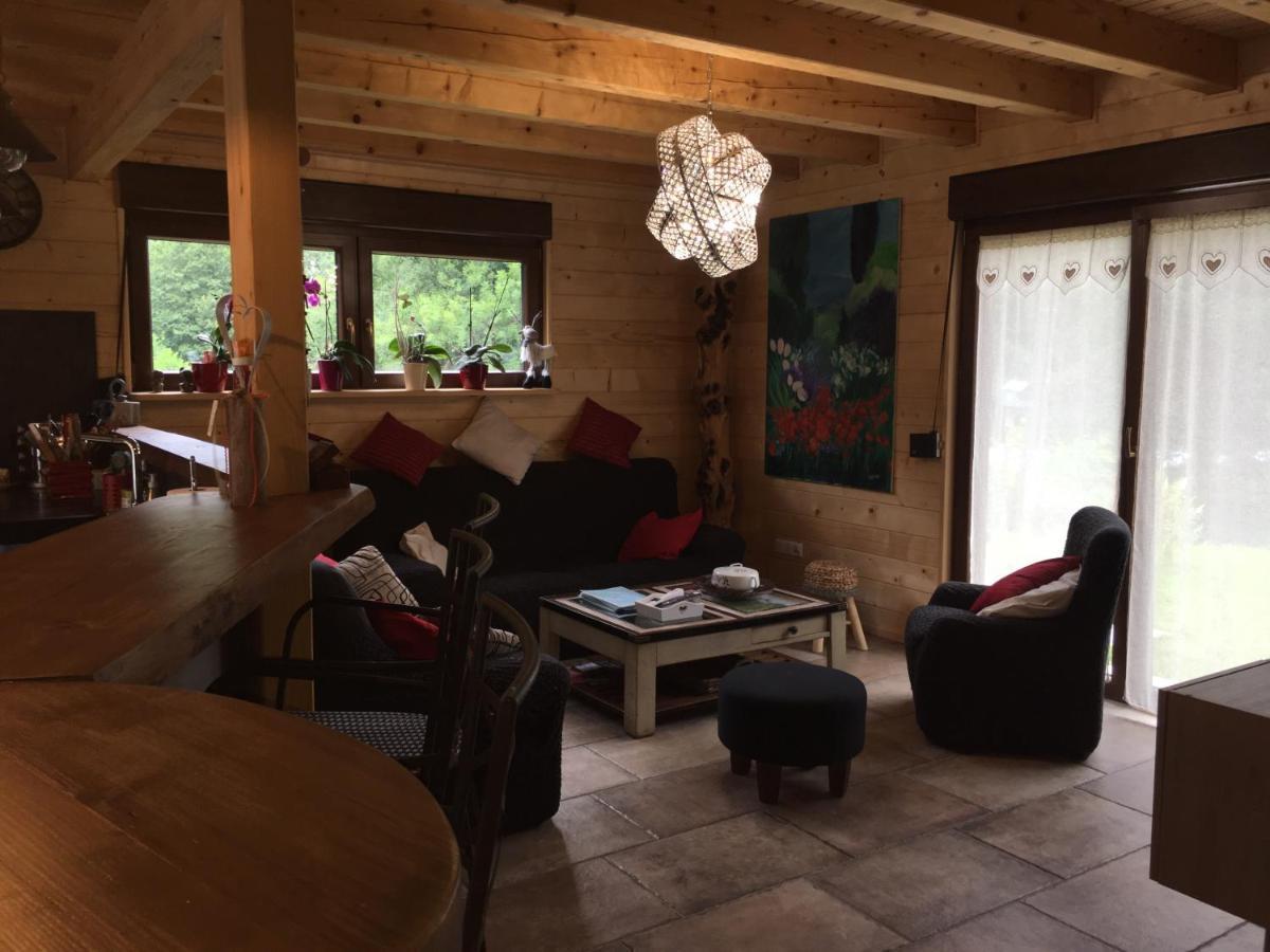 Chalet Du Champs Des Semeaux Wisches Exterior photo