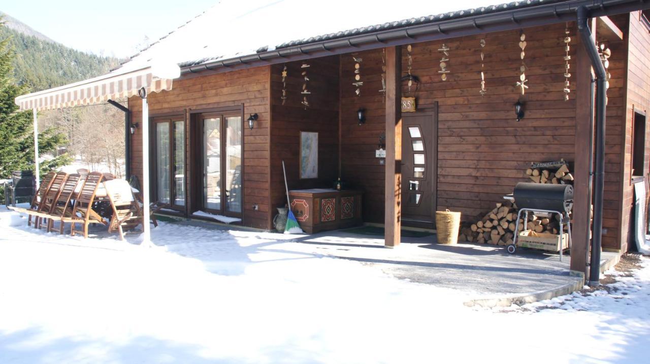 Chalet Du Champs Des Semeaux Wisches Exterior photo