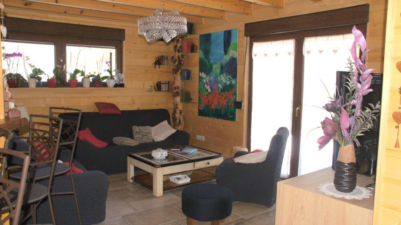 Chalet Du Champs Des Semeaux Wisches Exterior photo